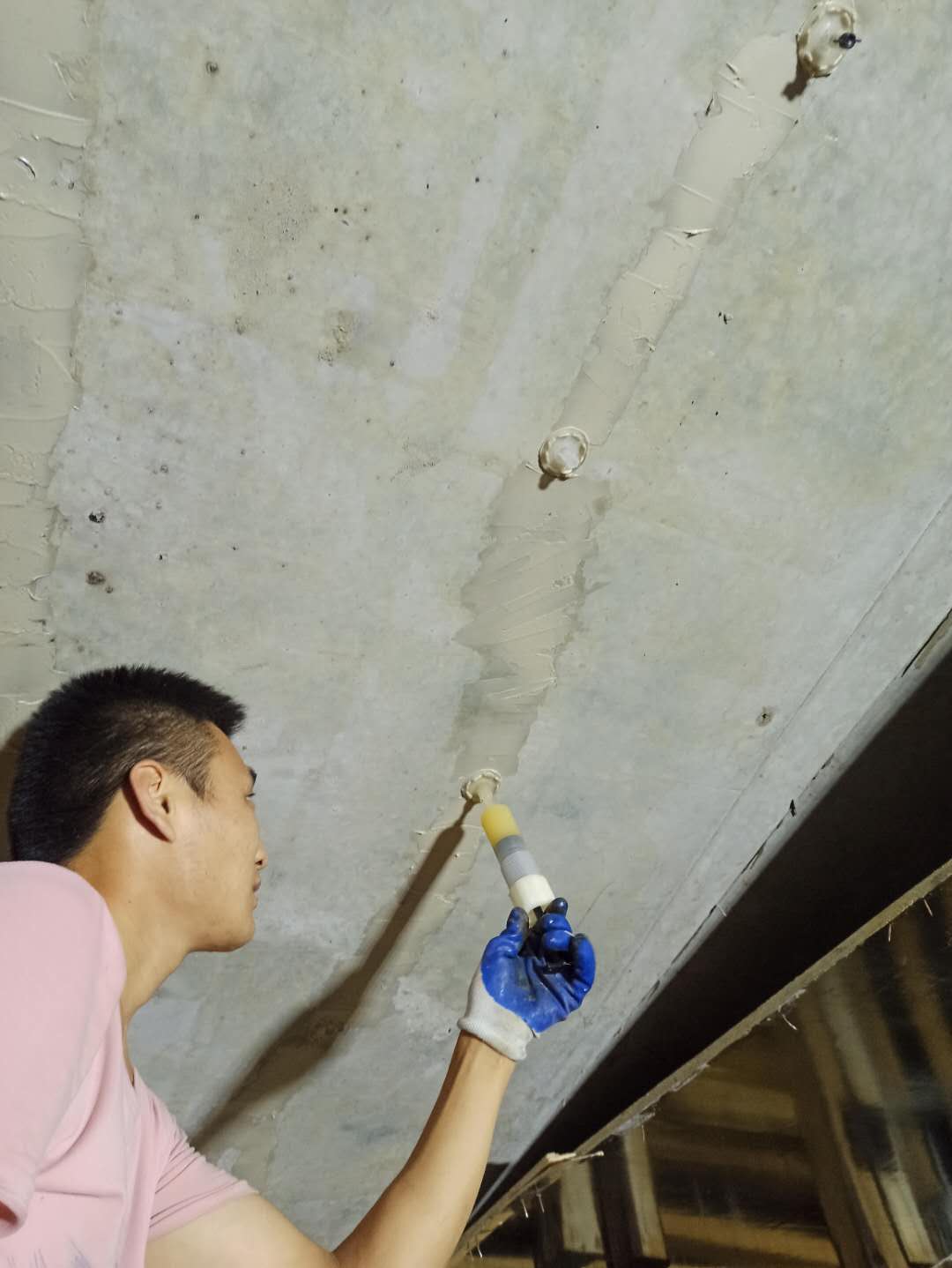 牡丹江房屋墙体裂缝施工方法